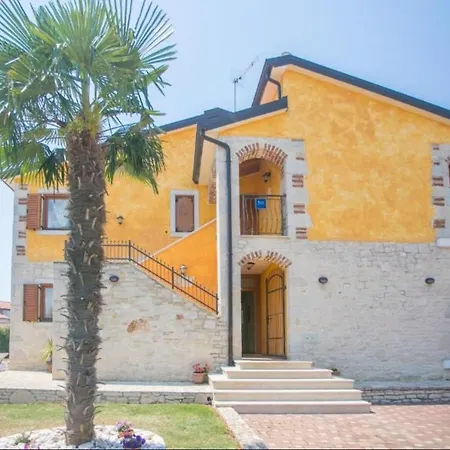 Nevena In Porec For Max 10 Persons 6km From The