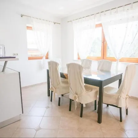 Nevena In Porec For Max 10 Persons 6km From The Villa *