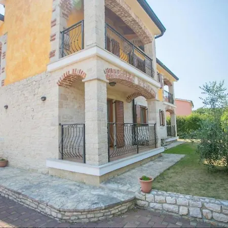 Nevena In Porec For Max 10 Persons 6km From The