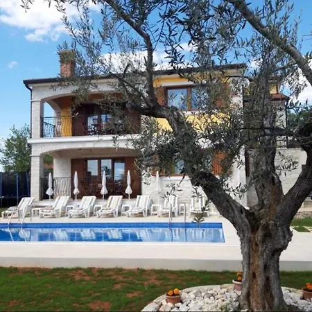 Nevena In Porec For Max 10 Persons 6km From The Villa