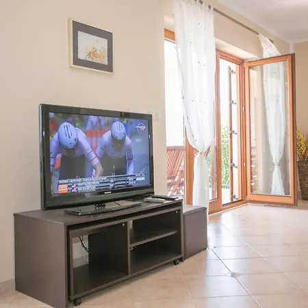 Villa Nevena In Porec For Max 10 Persons 6km From The