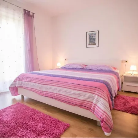 Villa Nevena In Porec For Max 10 Persons 6km From The